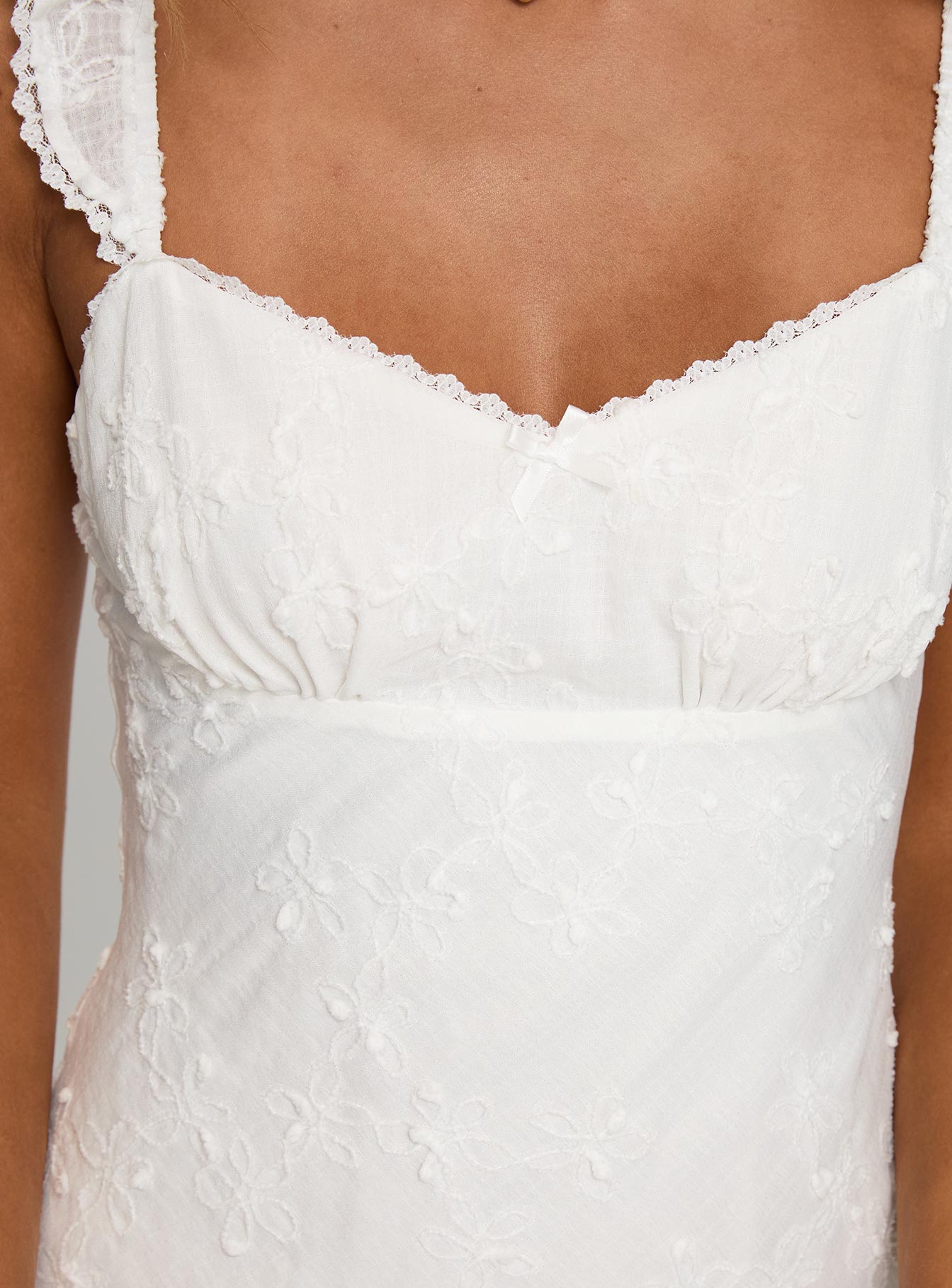 Liora™ | Lace Mini